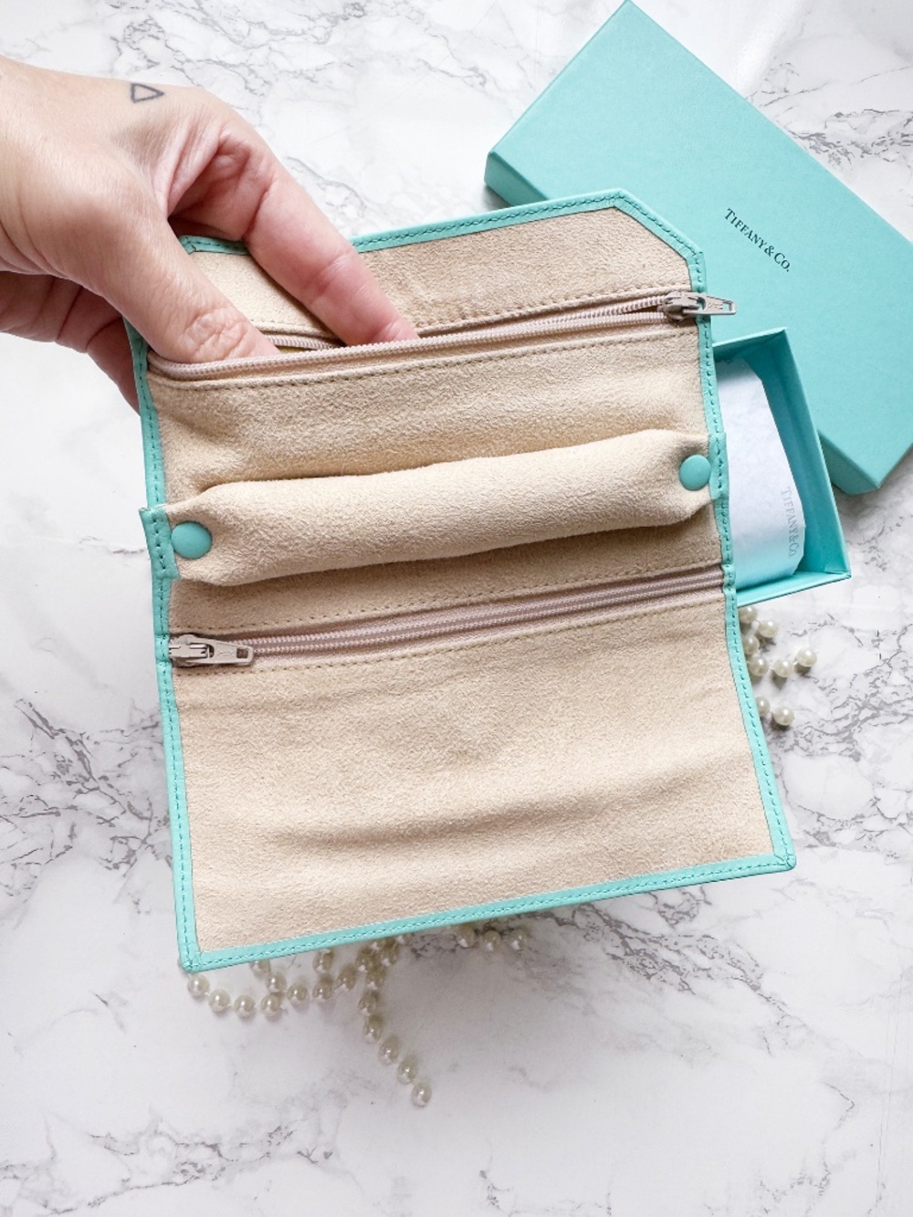 TIFFANY & Co. jewelry roll travel case Tiffany Blue leather small accessory ring - Picture 7 of 14
